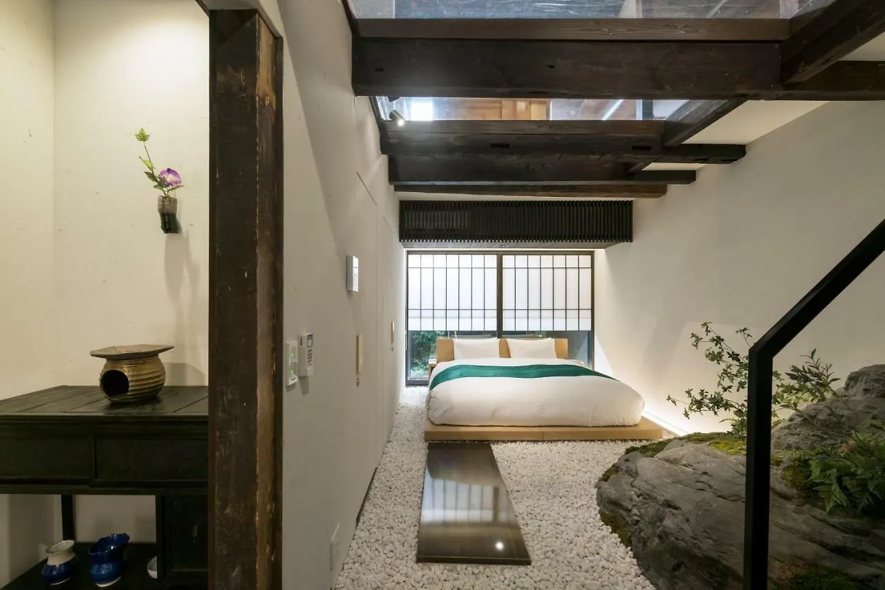 Kiraku Kyoto Honmachi Villa 0*,  Japan